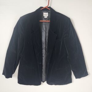 Leslie Fay Velvet Jacket size 18 black